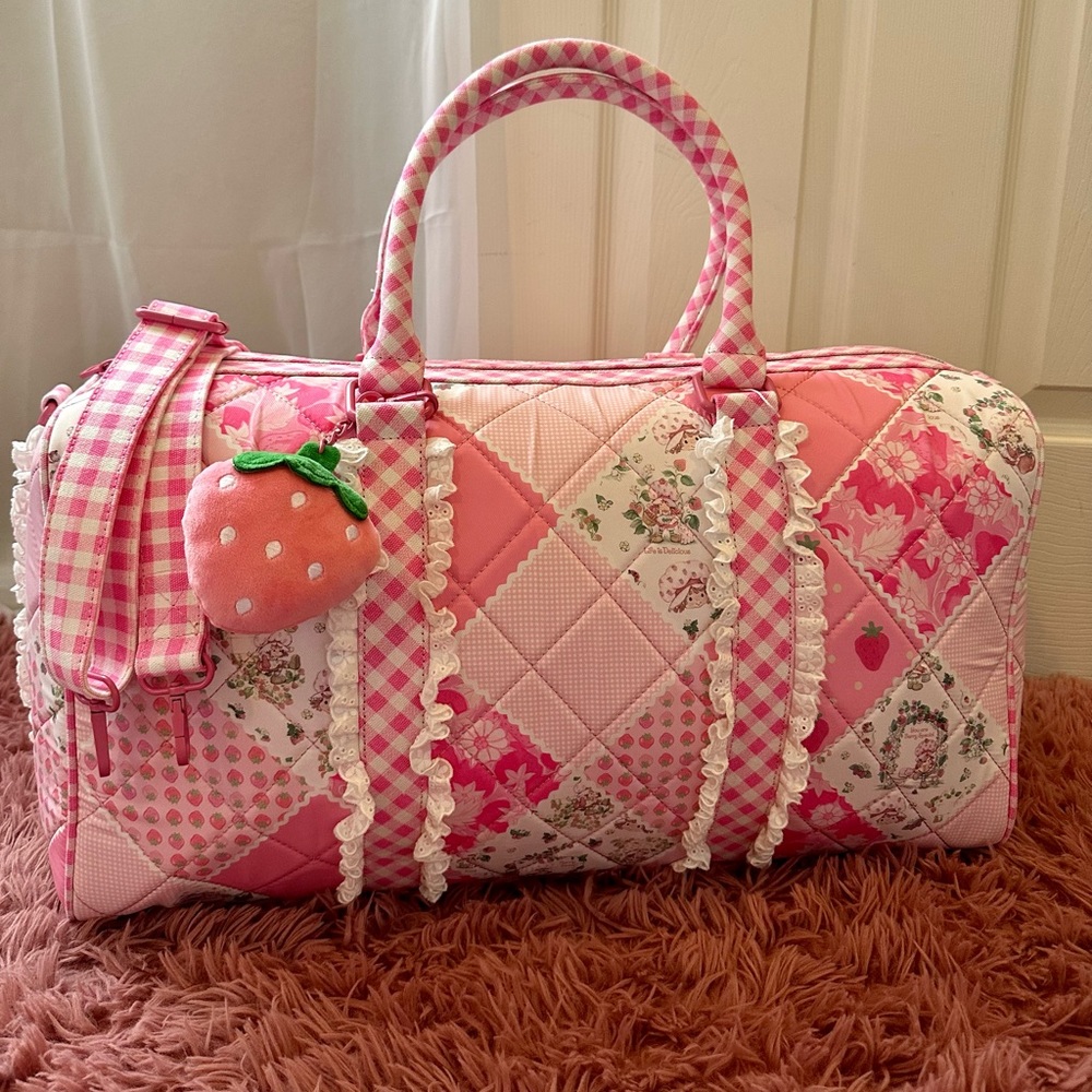 🍒SOLD🍒 Strawberry Shortcake Quilted Weekender Bag by Dolls kill - Picture 4 of 15